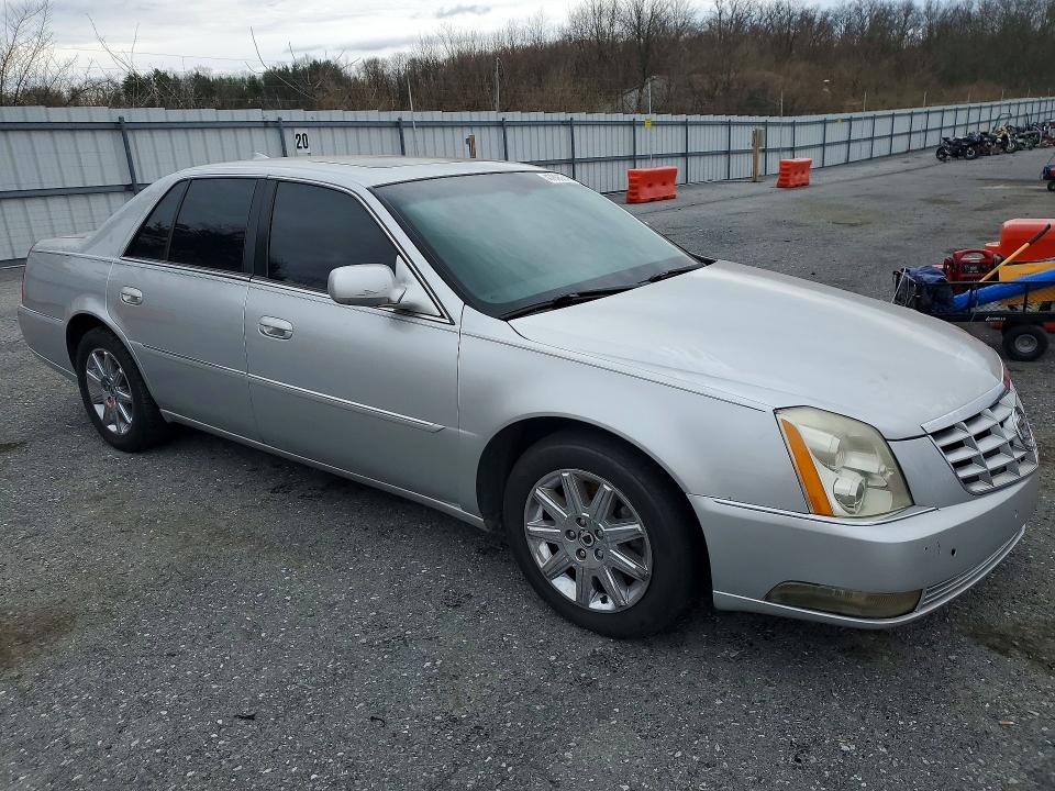 2011 Cadillac Dts მანქანა იყიდება აუქციონზე, vin: 1G6KH5E64BU128056, აუქციონის ნომერი: 47895546