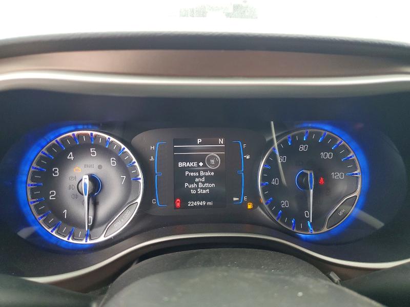 41997606 :رقم المزاد ، 2C4RC1DG2HR518947 vin ، 2017 Chrysler Pacifica مزاد بيع
