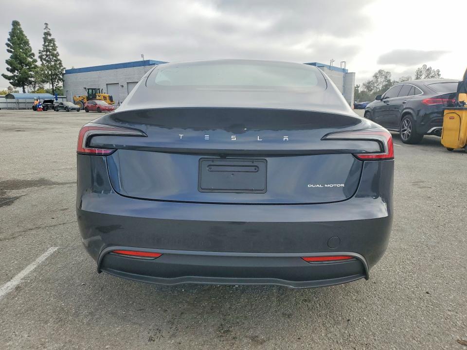 42067376 :رقم المزاد ، 5YJ3E1EB4SF952003 vin ، 2025 Tesla Model 3 مزاد بيع