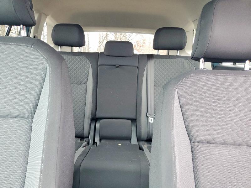 47430846 :رقم المزاد ، 3VV0B7AXXKM117696 vin ، 2019 Volkswagen Tiguan مزاد بيع