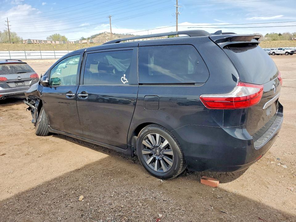 Продажа на аукционе авто 2019 Toyota Sienna, vin: 5TDDZ3DC4KS223803, номер лота: 48208336