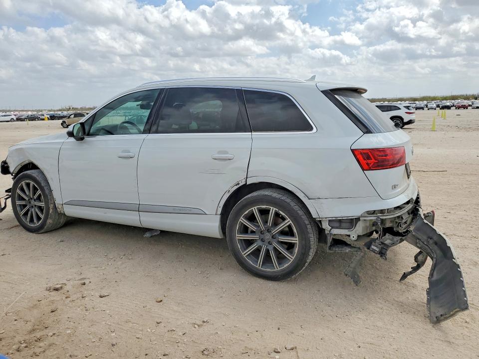 2017 Audi Q7 მანქანა იყიდება აუქციონზე, vin: WA1LAAF71HD016162, აუქციონის ნომერი: 41714376