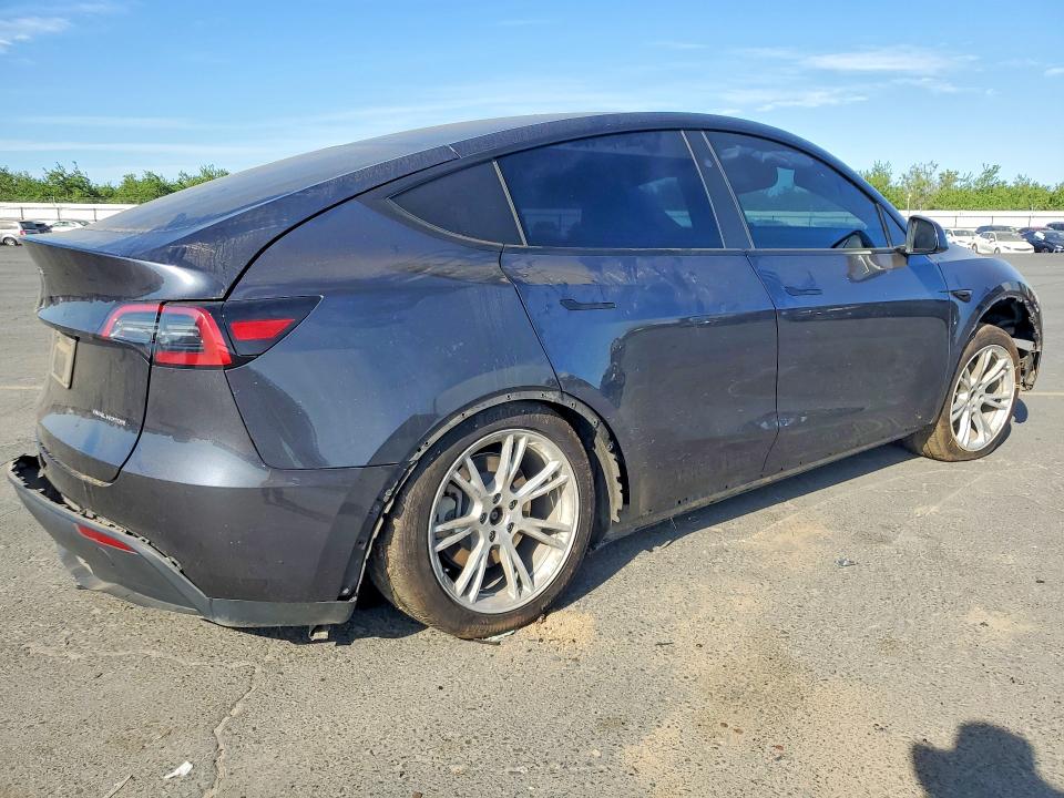 Продажа на аукционе авто 2024 Tesla Model Y, vin: 7SAYGDEE6RA234460, номер лота: 47019946