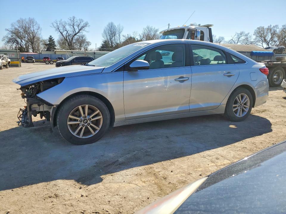 Продажа на аукционе авто 2015 Hyundai Sonata, vin: 5NPE24AF9FH030023, номер лота: 41906016