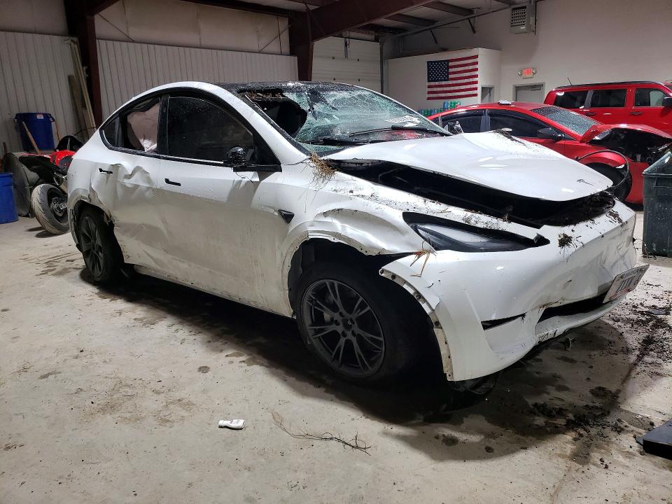 Продаж на аукціоні авто 2024 Tesla Model Y, vin: 7SAYGAEE2RF158835, номер лоту: 78927825