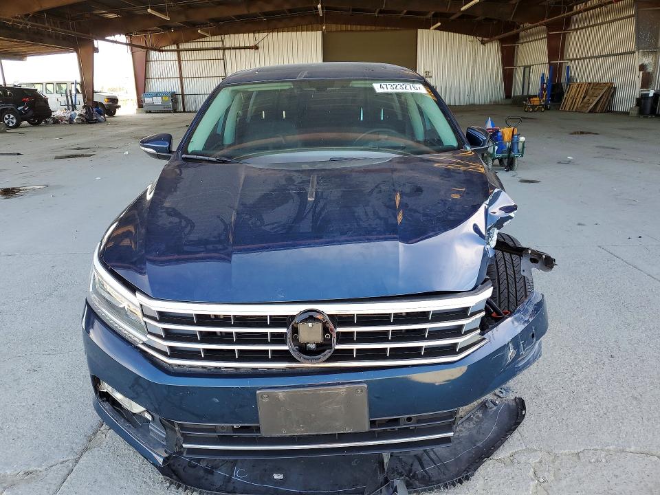 2018 Volkswagen Passat მანქანა იყიდება აუქციონზე, vin: 1VWBA7A34JC044569, აუქციონის ნომერი: 47323276