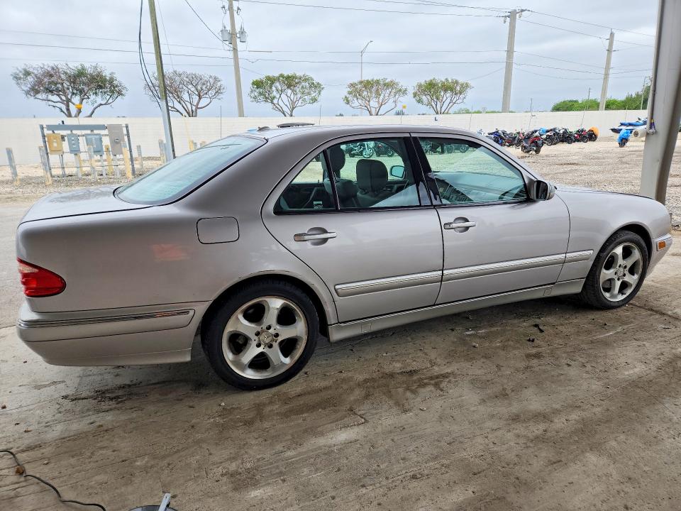 Продажа на аукционе авто 2002 Mercedes-benz E, vin: WDBJF65J62B483250, номер лота: 46278536