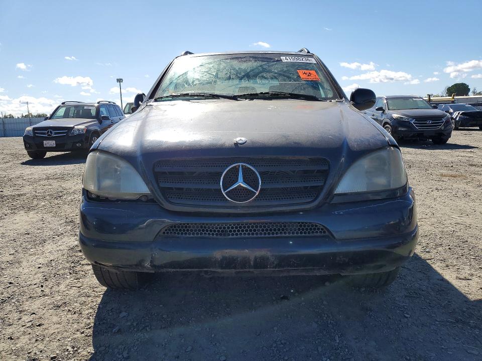 41598236 :رقم المزاد ، 4JGAB72E91A230076 vin ، 2001 Mercedes-benz Ml مزاد بيع