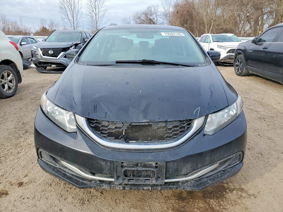 79582145 :رقم المزاد ، 2HGFB2F43FH044378 vin ، 2015 Honda Civic Lx 4dr مزاد بيع