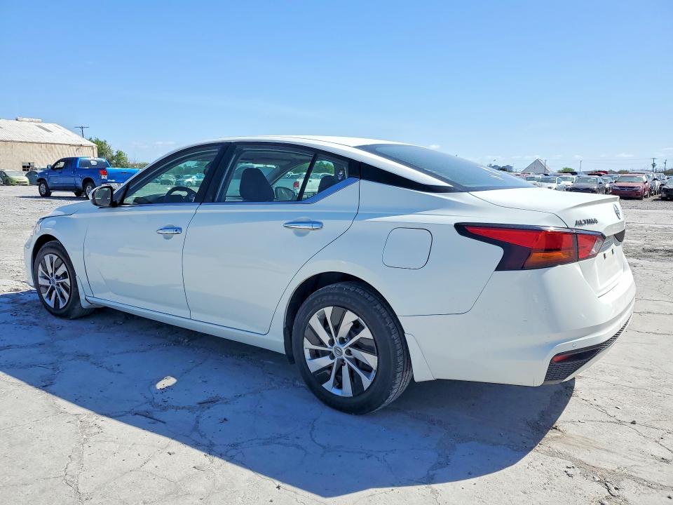 46047186 :رقم المزاد ، 1N4BL4BV4PN358253 vin ، 2023 Nissan Altima مزاد بيع