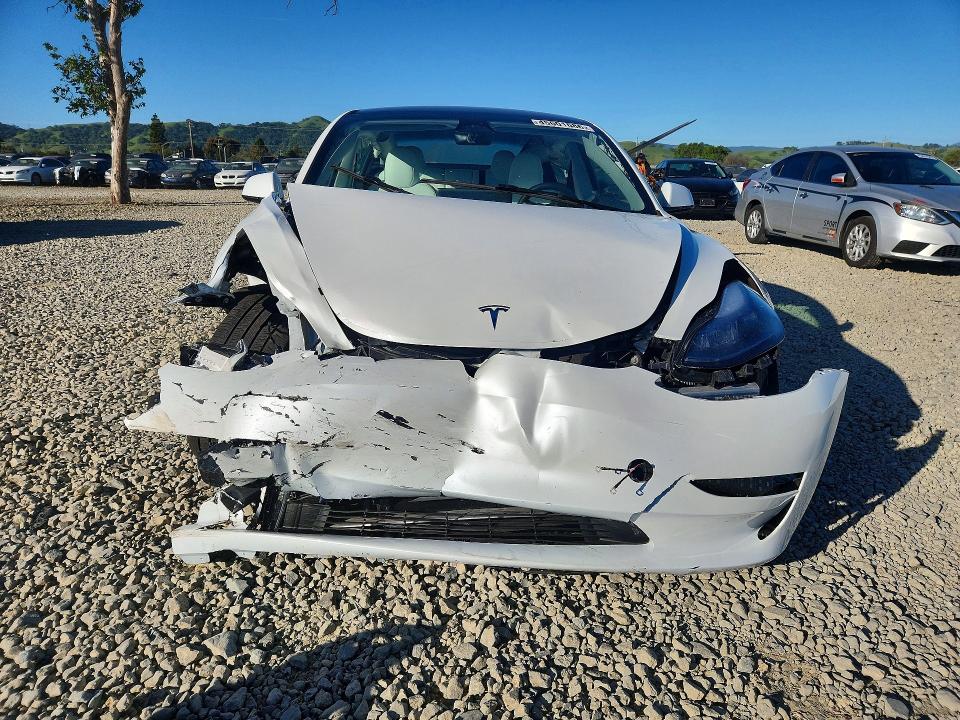 Продажа на аукционе авто 2023 Tesla Model 3, vin: 5YJ3E1EA7PF581305, номер лота: 45601686