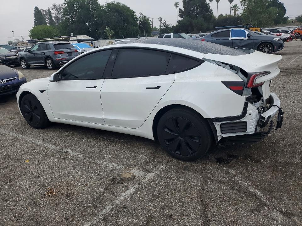 2025 Tesla 3 მანქანა იყიდება აუქციონზე, vin: 5YJ3E1EAXSF020556, აუქციონის ნომერი: 79980485