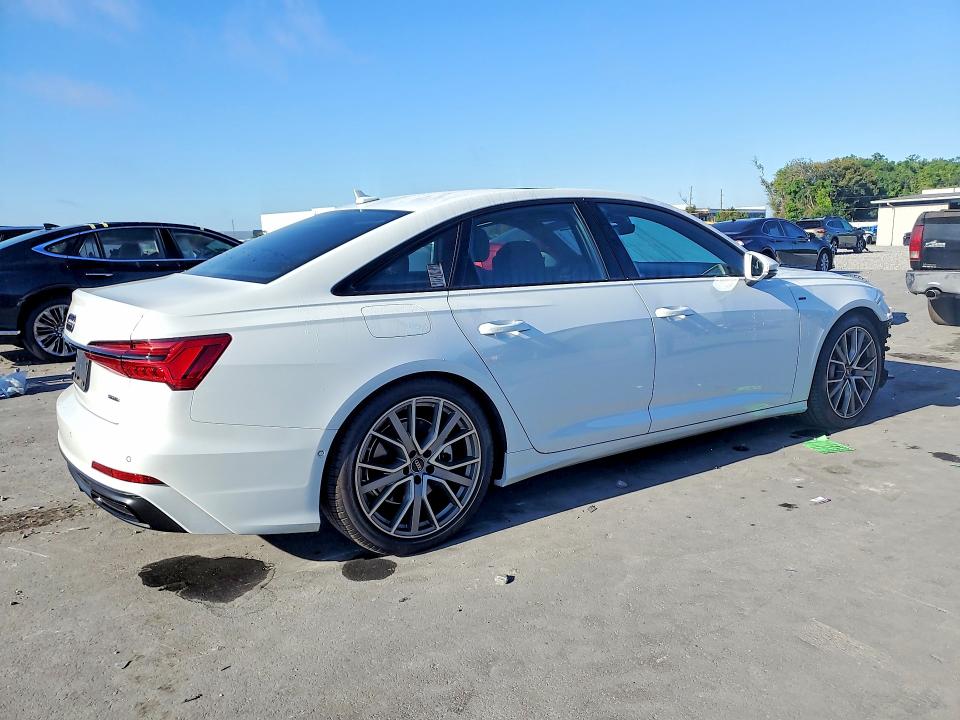 2022 Audi A6 მანქანა იყიდება აუქციონზე, vin: WAUM2BF20NN046399, აუქციონის ნომერი: 46993596