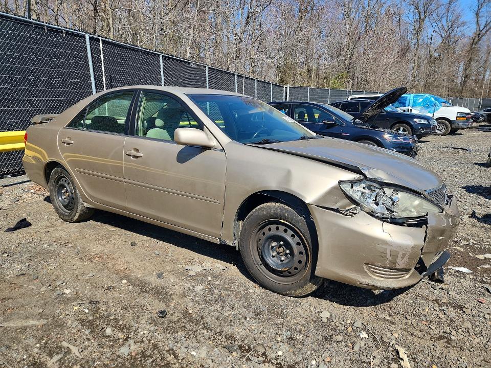 46523166 :رقم المزاد ، 4T1BE32K55U544290 vin ، 2005 Toyota Camry مزاد بيع