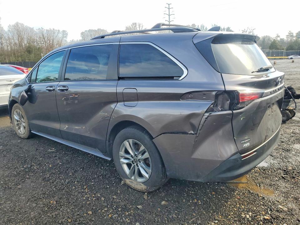 Продажа на аукционе авто 2022 Toyota Sienna, vin: 5TDJSKFC0NS042815, номер лота: 79315755