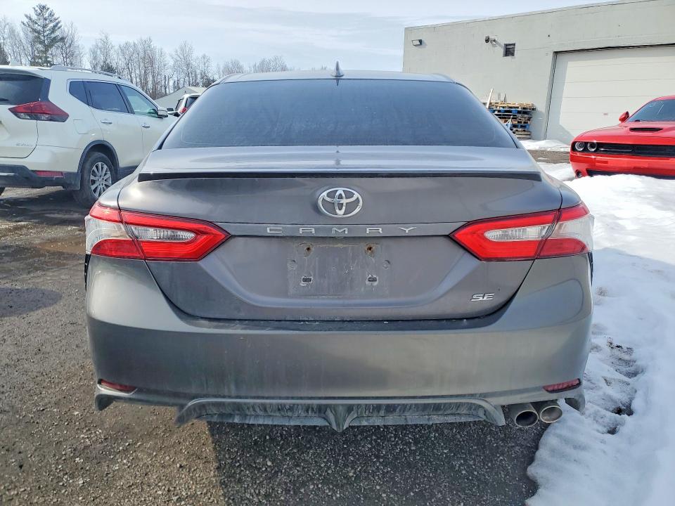 Aukcja sprzedaży 2018 Toyota Camry, vin: 4T1B11HK5JU092777, numer aukcji: 77384185