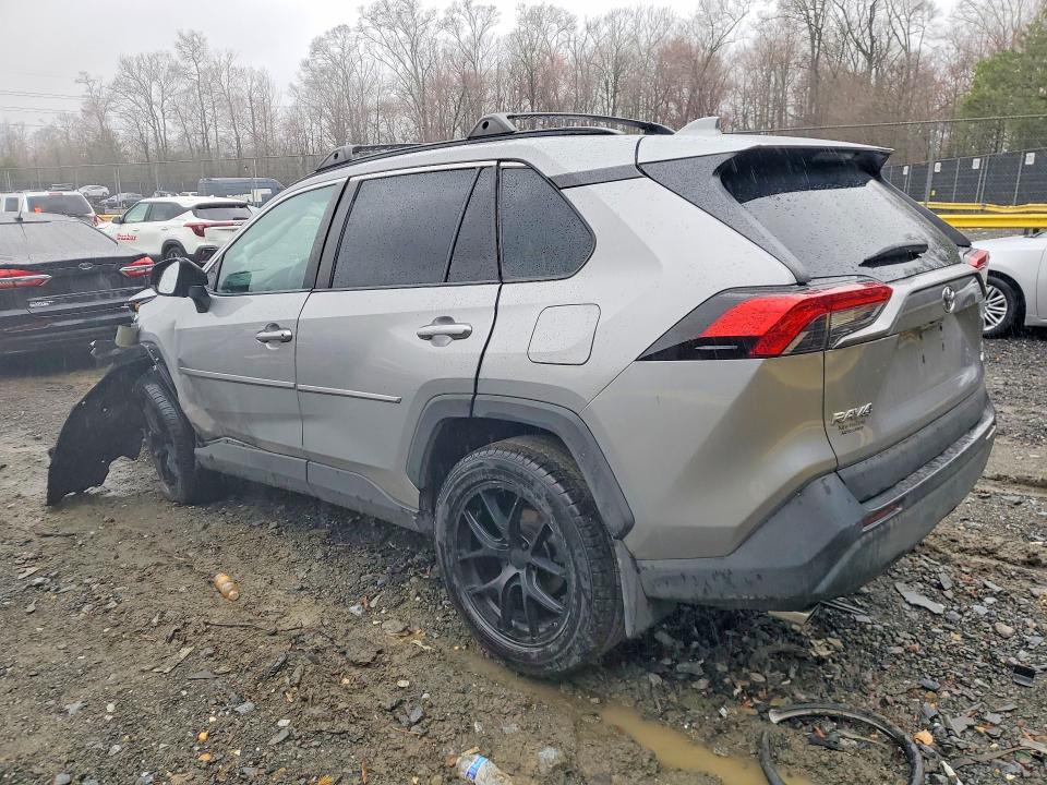 46154376 :رقم المزاد ، 2T3F1RFV3MC144904 vin ، 2021 Toyota Rav4 مزاد بيع