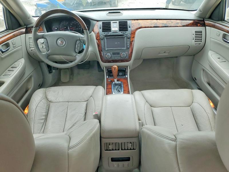 2011 Cadillac Dts მანქანა იყიდება აუქციონზე, vin: 1G6KH5E66BU136580, აუქციონის ნომერი: 47056566