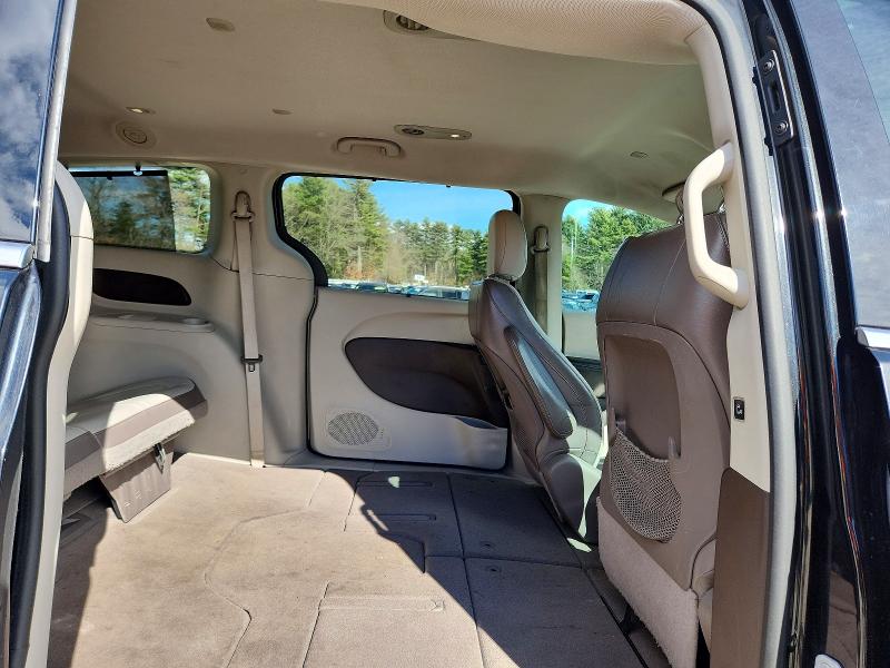 46114536 :رقم المزاد ، 2C4RC1BG4HR552455 vin ، 2017 Chrysler Pacifica مزاد بيع