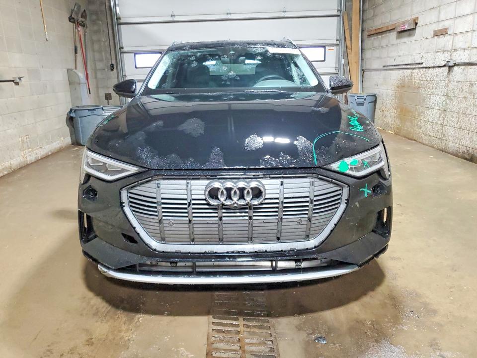 Aukcja sprzedaży 2023 Audi E-tron, vin: WA1LAAGE9PB002257, numer aukcji: 47357186