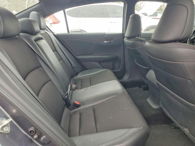 79738335 :رقم المزاد ، 1HGCR2E5XGA806582 vin ، 2016 Honda Accord مزاد بيع