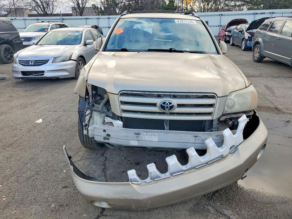 2004 Toyota Highlander მანქანა იყიდება აუქციონზე, vin: JTEDP21A840022121, აუქციონის ნომერი: 41917146