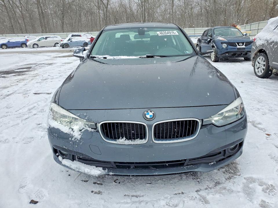 2017 Bmw 320 მანქანა იყიდება აუქციონზე, vin: WBA8E5G35HNU43354, აუქციონის ნომერი: 46354916