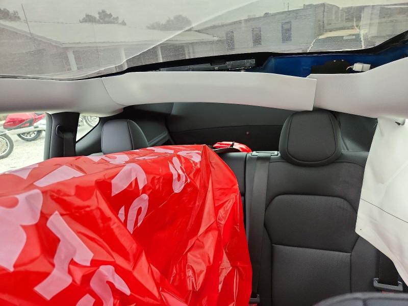 46652506 :رقم المزاد ، 7SAYGDEE6TF566831 vin ، 2026 Tesla Model Y مزاد بيع