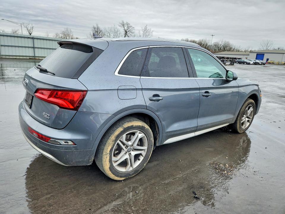 47657826 :رقم المزاد ، WA1BNAFY8J2062937 vin ، 2018 Audi Q5 مزاد بيع