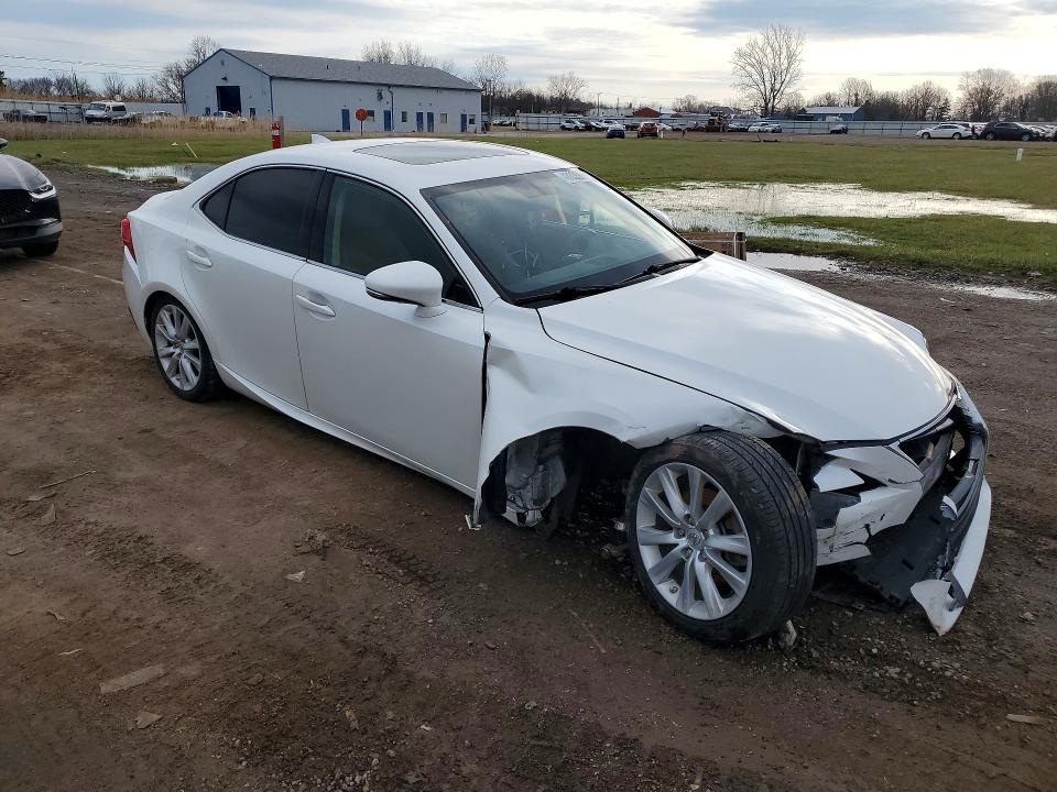 48035626 :رقم المزاد ، JTHCF1D22E5012561 vin ، 2014 Lexus Is مزاد بيع