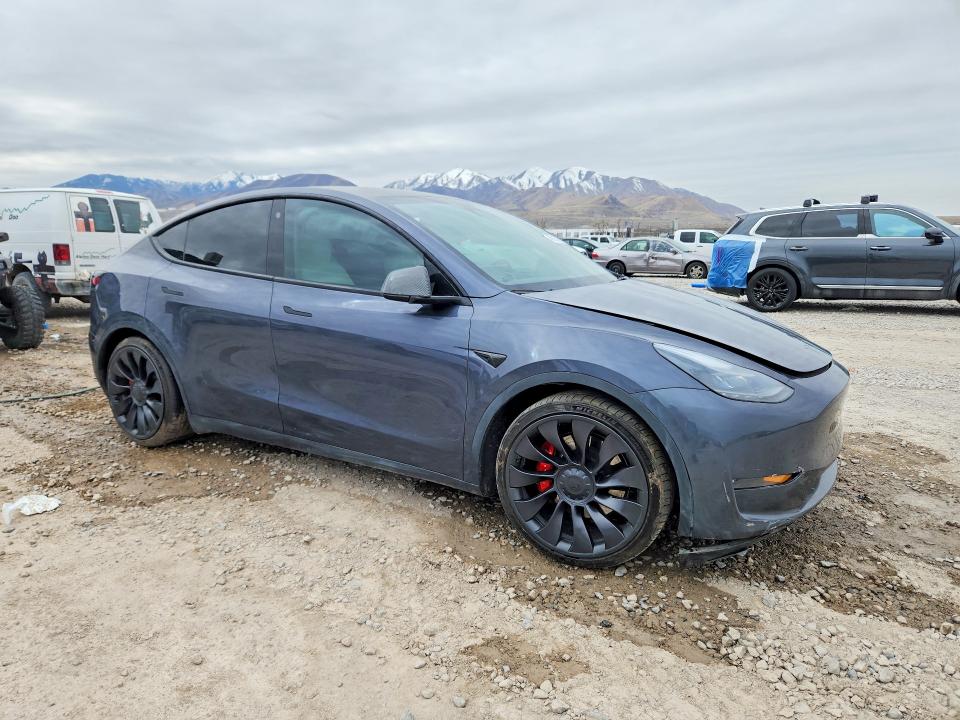 2023 Tesla Model Y მანქანა იყიდება აუქციონზე, vin: 7SAYGDEF2PF711913, აუქციონის ნომერი: 45513016