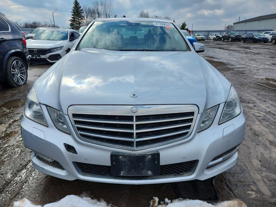 41799926 :رقم المزاد ، WDDHF8BBXDA683099 vin ، 2013 Mercedes-benz E مزاد بيع