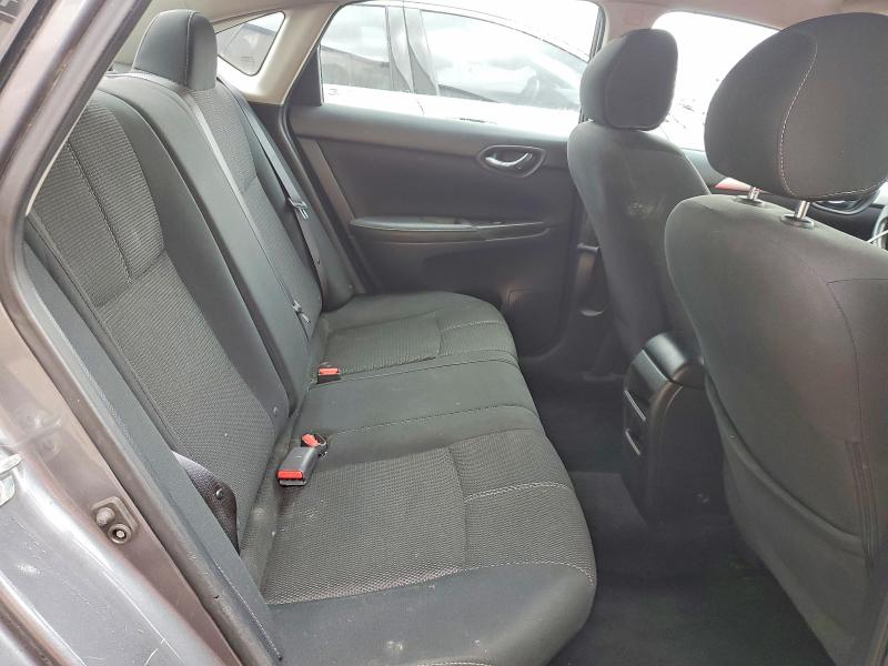 79110115 :رقم المزاد ، 3N1AB7AP5JY285761 vin ، 2018 Nissan Sentra مزاد بيع