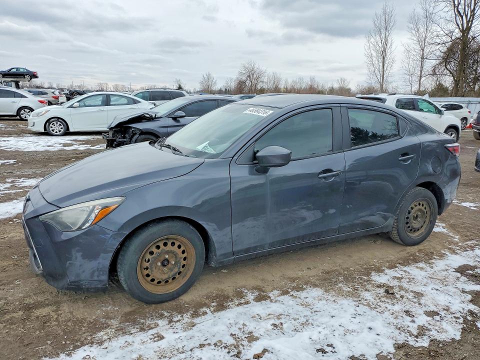 46584316 :رقم المزاد ، 3MYDLBYVXGY103223 vin ، 2016 Toyota Yaris مزاد بيع