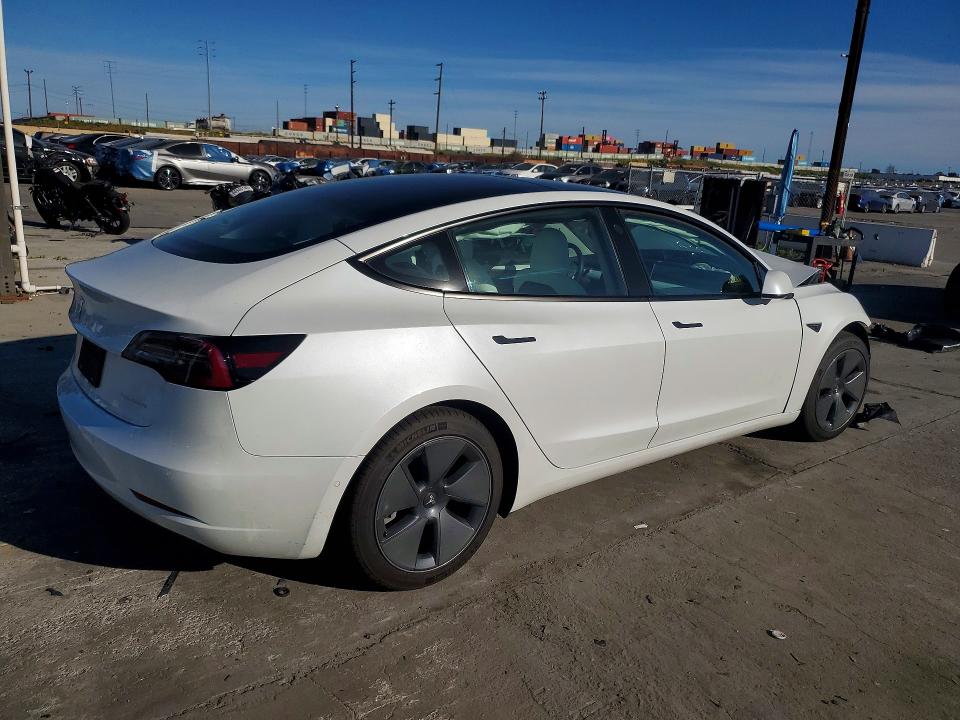 79575395 :رقم المزاد ، 5YJ3E1EB8NF175426 vin ، 2022 Tesla Model 3 مزاد بيع