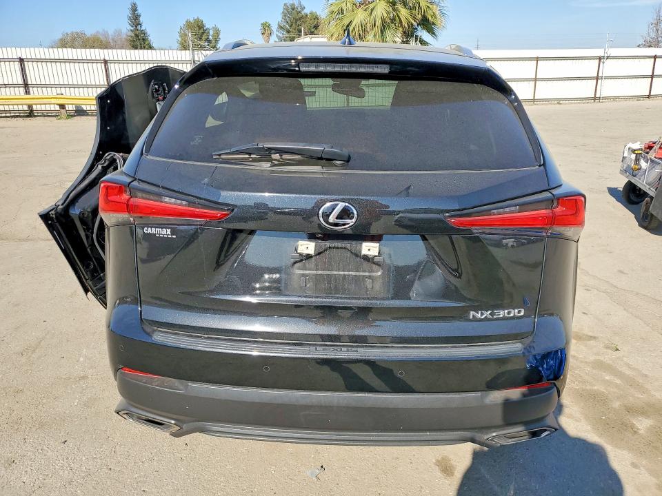 45481196 :رقم المزاد ، JTJDARBZXL5011011 vin ، 2020 Lexus Nx 300 مزاد بيع