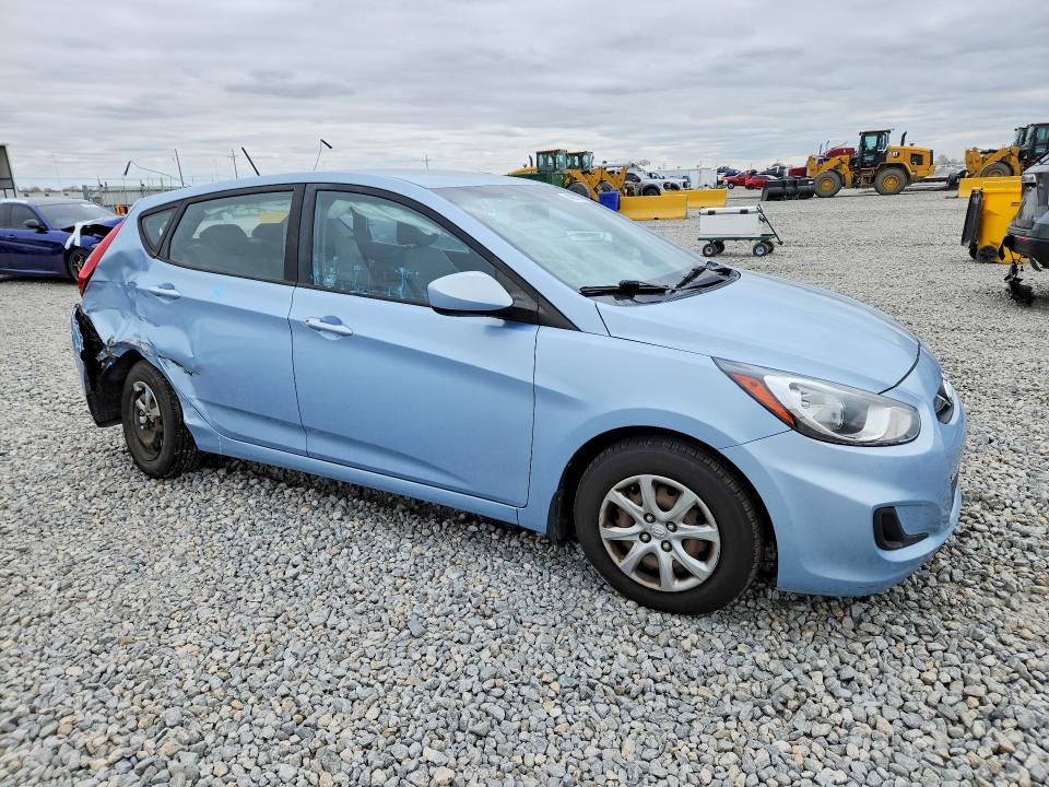 48007086 :رقم المزاد ، KMHCT5AE8DU092948 vin ، 2013 Hyundai Accent مزاد بيع