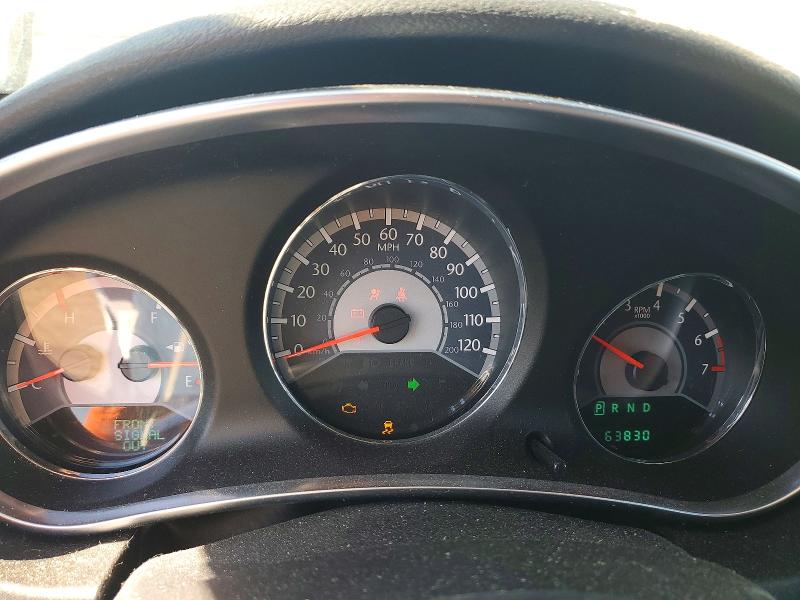 79615555 :رقم المزاد ، 1C3BC2EG1BN536502 vin ، 2011 Chrysler 200 مزاد بيع