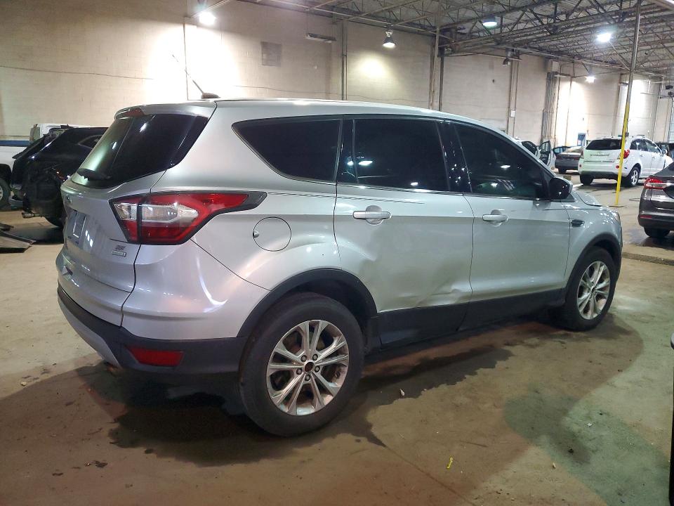 Продаж на аукціоні авто 2017 Ford Escape, vin: 1FMCU0G90HUB00699, номер лоту: 47335976