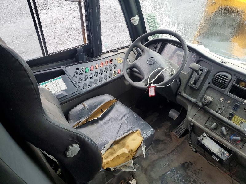 Продаж на аукціоні авто 2012 Freigliner Chassis, vin: 4UZABPDU2CCBP5436, номер лоту: 72398345