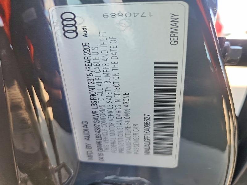 Продажа на аукционе авто 2019 Audi A3, vin: WAUAUGFF1KA095627, номер лота: 45583386