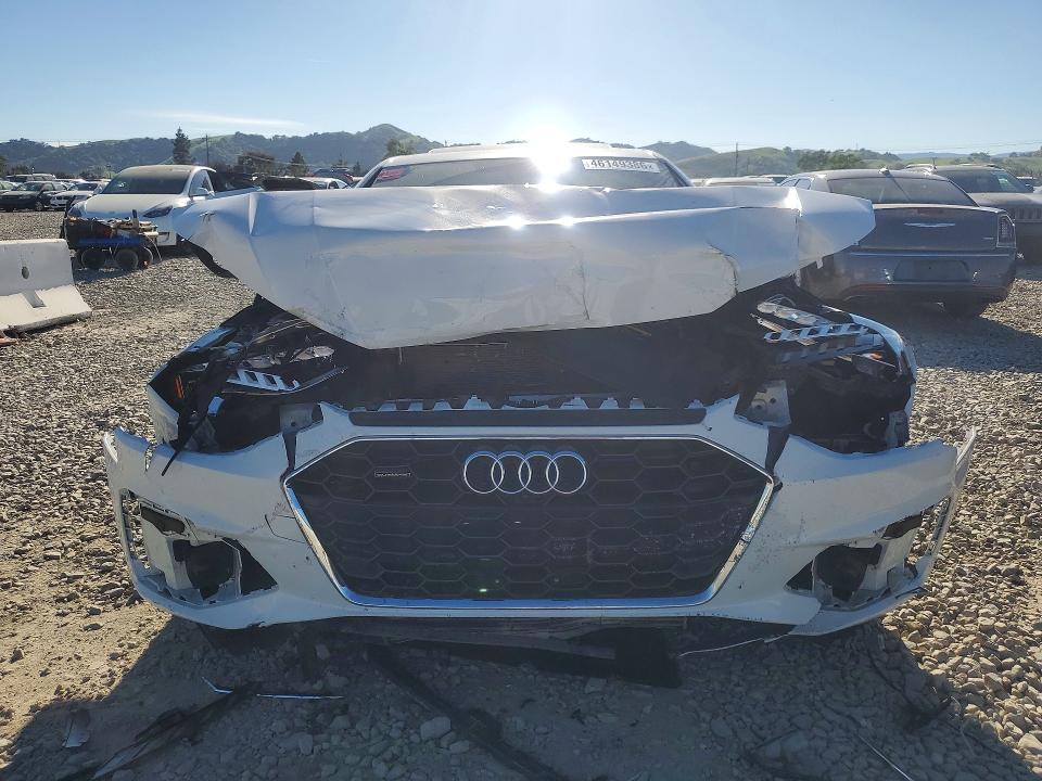 46149386 :رقم المزاد ، WAUEAAF42NN014640 vin ، 2022 Audi A4 مزاد بيع