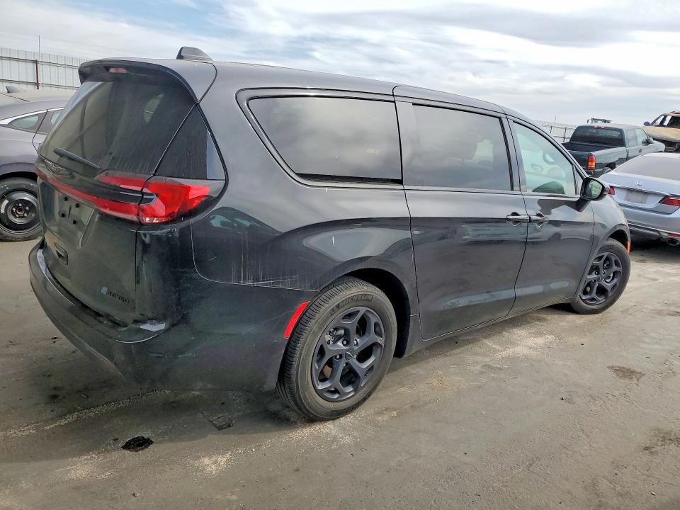 46209726 :رقم المزاد ، 2C4RC1L74NR201023 vin ، 2022 Chrysler Pacifica Hybrid Limi مزاد بيع