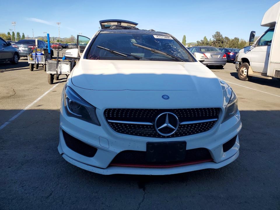 Продажа на аукционе авто 2015 Mercedes-benz Cla, vin: WDDSJ4EB9FN284429, номер лота: 47273806