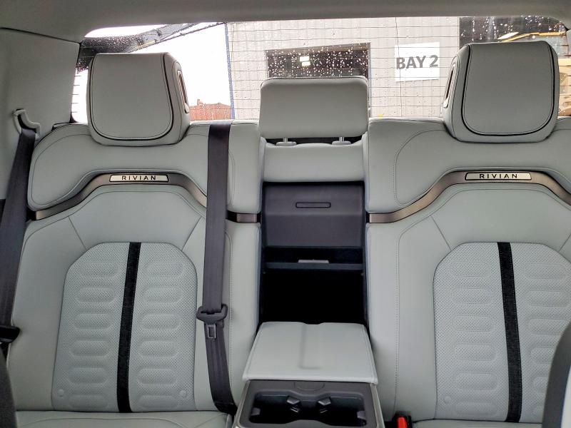 Продаж на аукціоні авто 2025 Rivian R1t, vin: 7FCTGBAA0SN040168, номер лоту: 47467996
