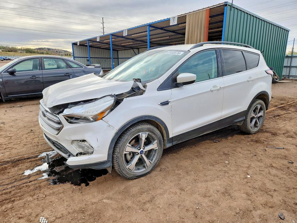 2017 Ford Escape მანქანა იყიდება აუქციონზე, vin: 1FMCU9G98HUE23189, აუქციონის ნომერი: 47458576