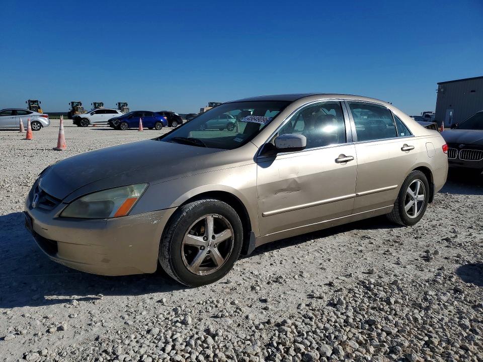 45649096 :رقم المزاد ، 1HGCM56654A157485 vin ، 2004 Honda Accord مزاد بيع