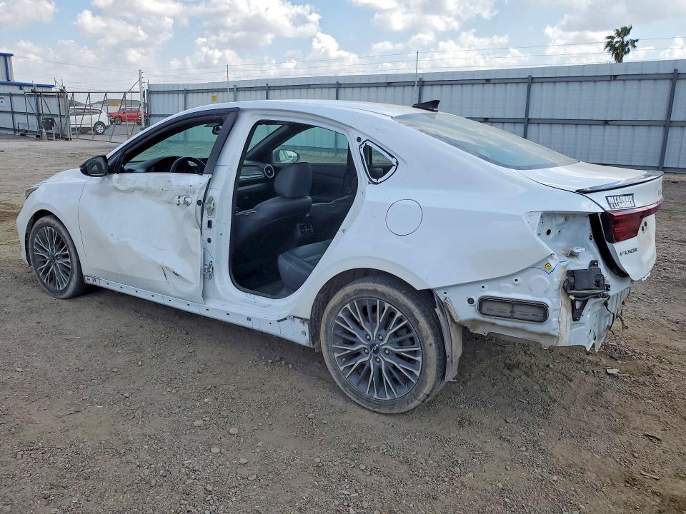 Продажа на аукционе авто 2022 Kia Forte, vin: 3KPF54AD1NE483761, номер лота: 47352626