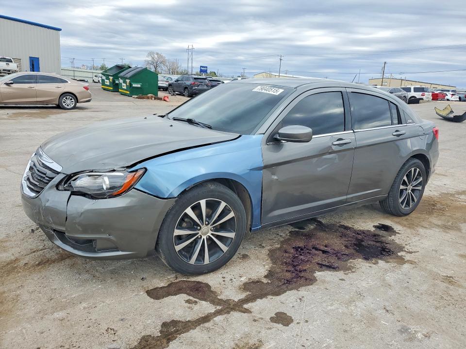 79040515 :رقم المزاد ، 1C3CCBBBXDN501229 vin ، 2013 Chrysler 200 مزاد بيع