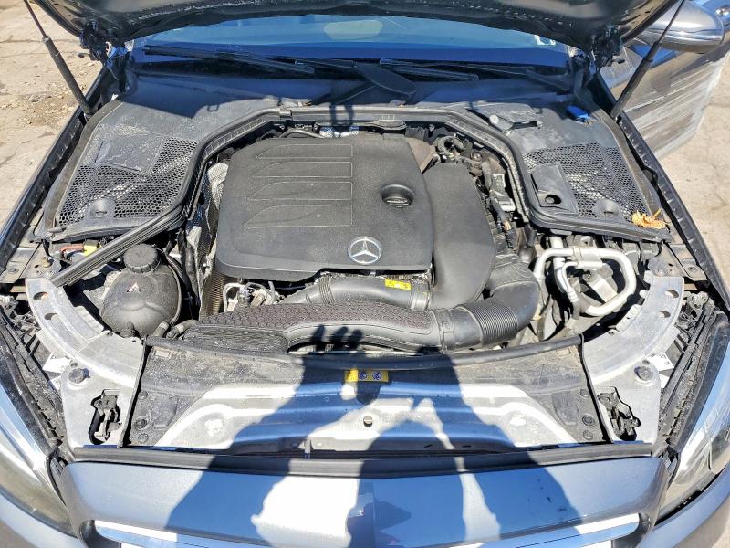 45949256 :رقم المزاد ، W1KWF8EB2MR630000 vin ، 2021 Mercedes-benz C مزاد بيع